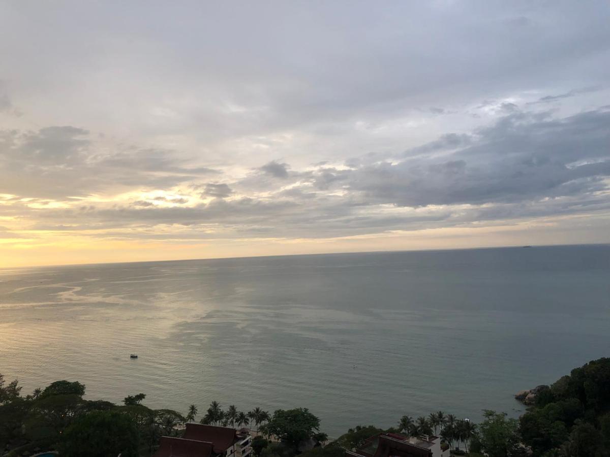 Beach Resort Home Stay Sri Sayang Apartment Batu Ferringhi 2Bedroom Buitenkant foto